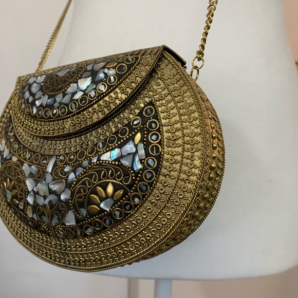 Metal Embellished Bag - Picture 5 of 9